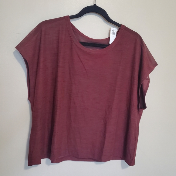 ✨️2/$20 NWT Loose Breathe ON T-Shirt - Picture 3 of 6